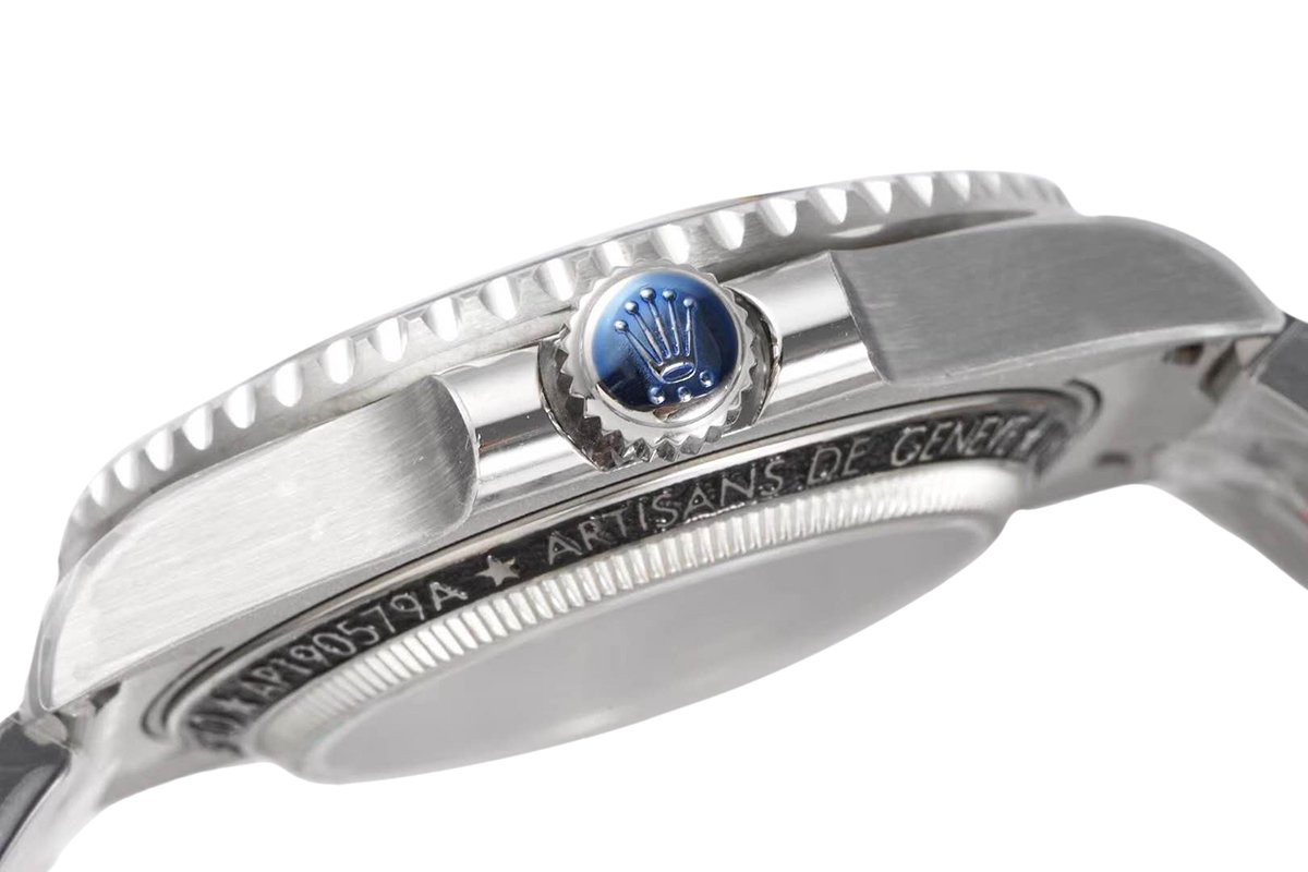 Andrea Pirlo Project 114060 Submariner