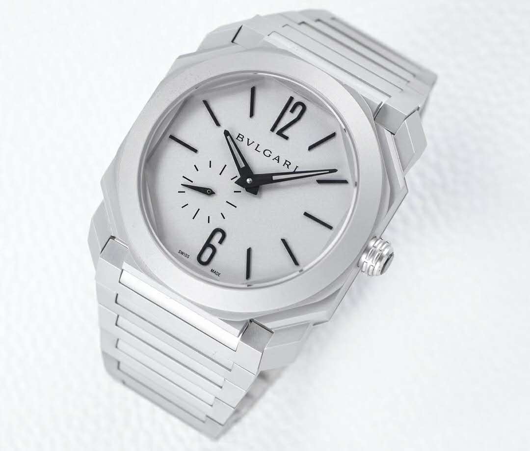 Octo Finissimo Ref: 102713 Grey Dial