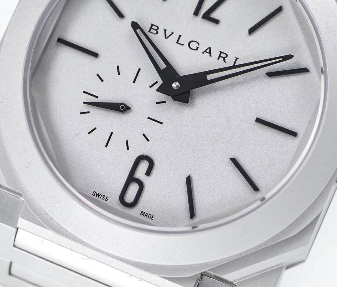 Octo Finissimo Ref: 102713 Grey Dial