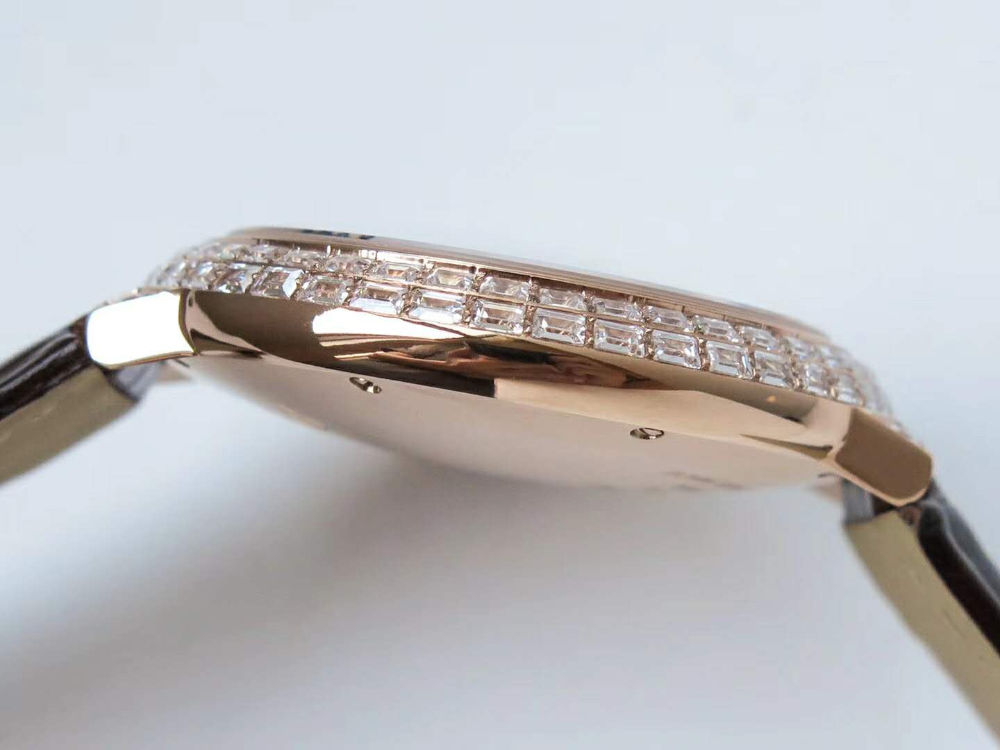 Ballon Bleu de Ca*t1er 42mm White Dial with D1am0nds in Rose Gold