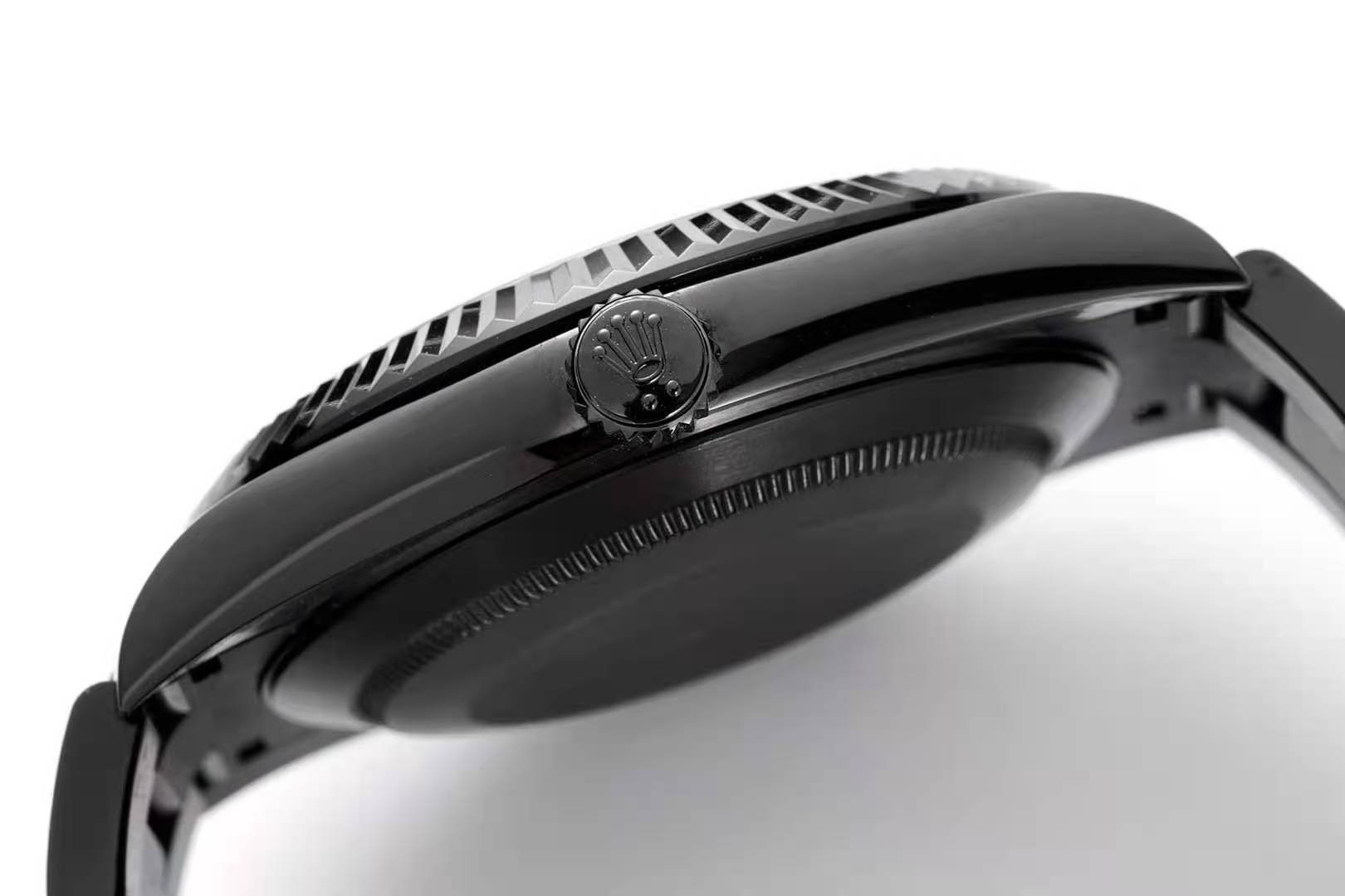 Datejust 41 Black Dial with Roman Markers in PVD Black