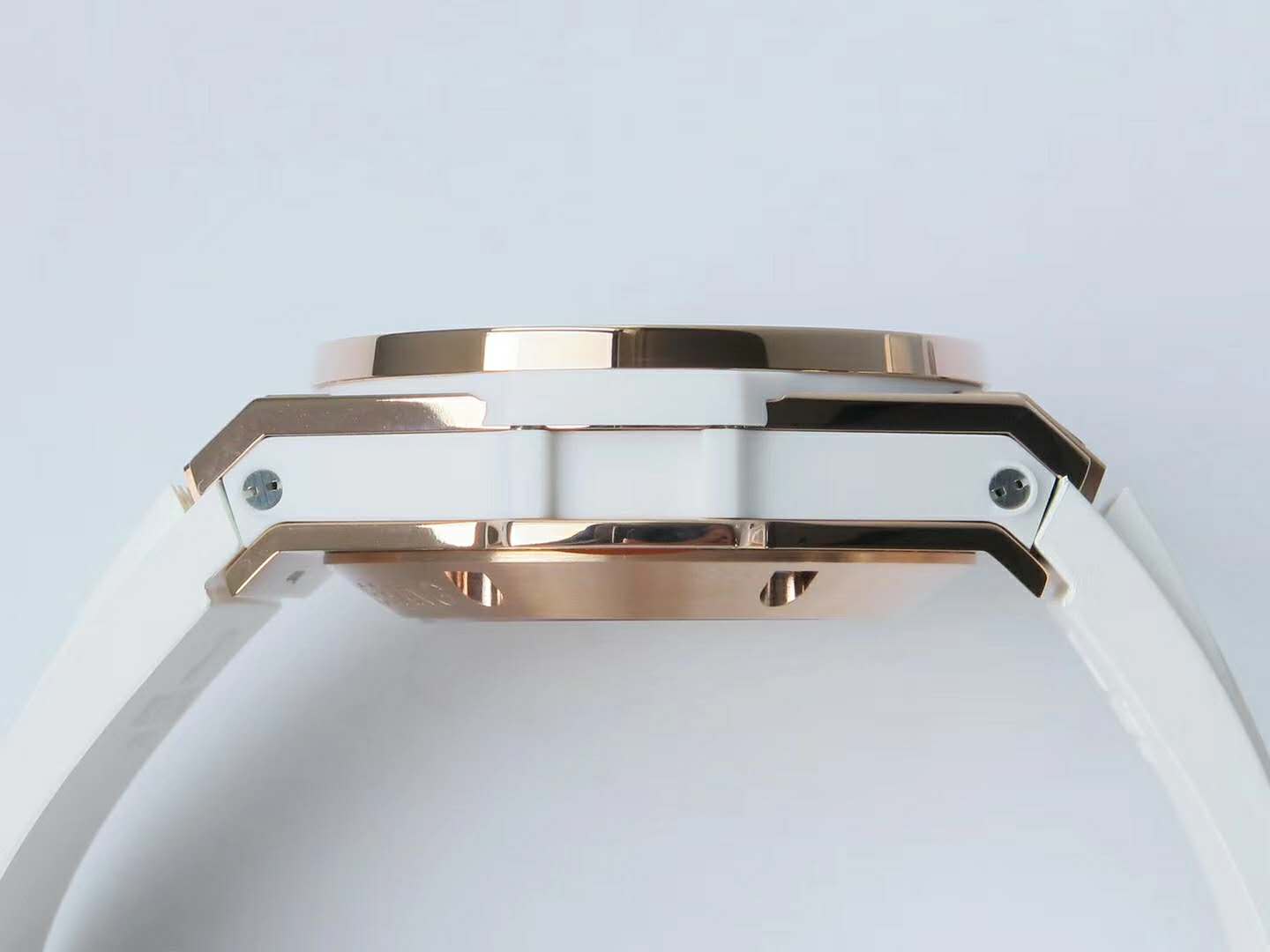 Big Bang Unico Gold White with D1am0nd