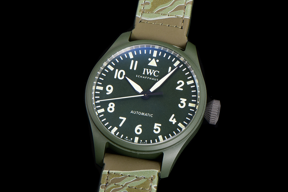 Big Pilot’s Watch 43 IW329802 Top Gun Edition Woodland on Camo Strap