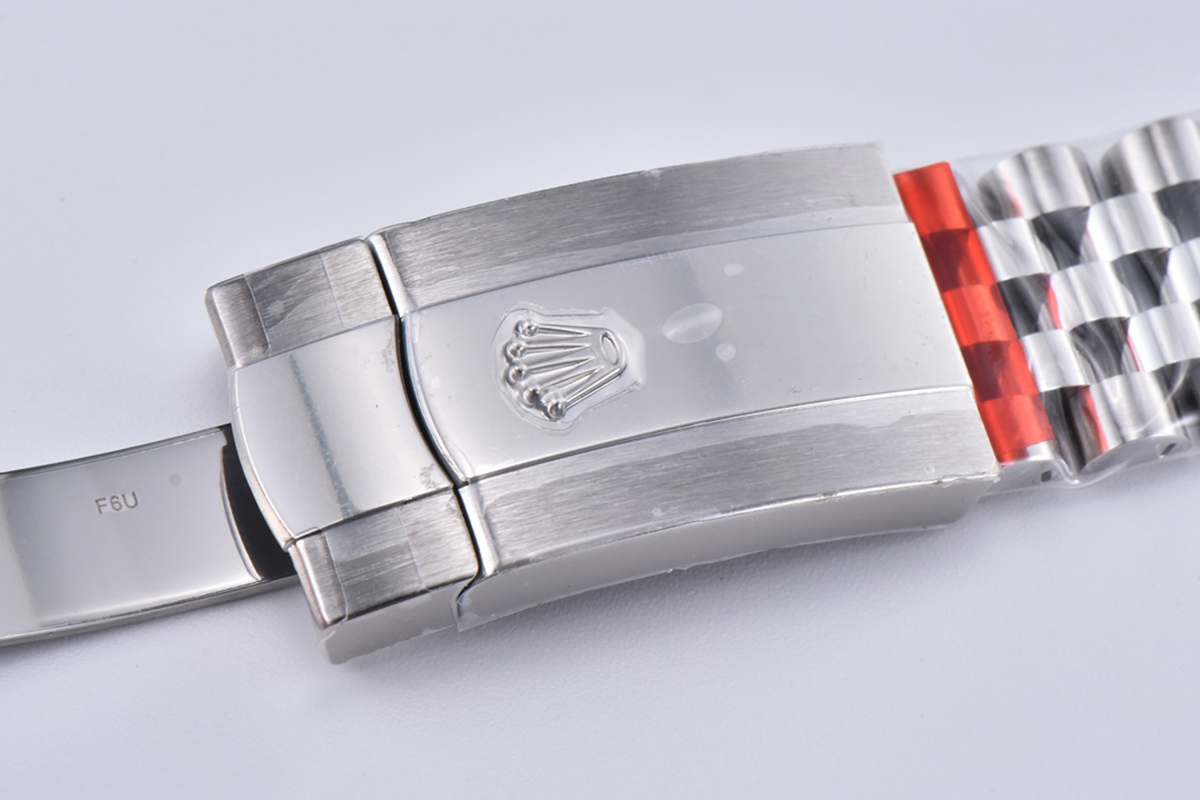 Datejust 36 126234 White MOP Dial with D1am0nd Marker in Steel in Jubilee Bracelet