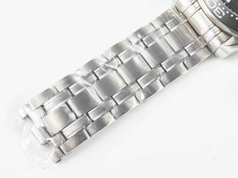 Seamaster Diver 300M VSF 1:1 Best Edition Black Ceramic Black Dial on SS Bracelet A8800 V2